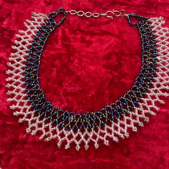 Beautiful Jewel Colored Necklace❣️❤️👼🏻 - Picture 3 of 9